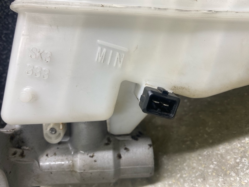 Главный тормозной цилиндр KIA SOUL SK3 19- G4FJ 1.6