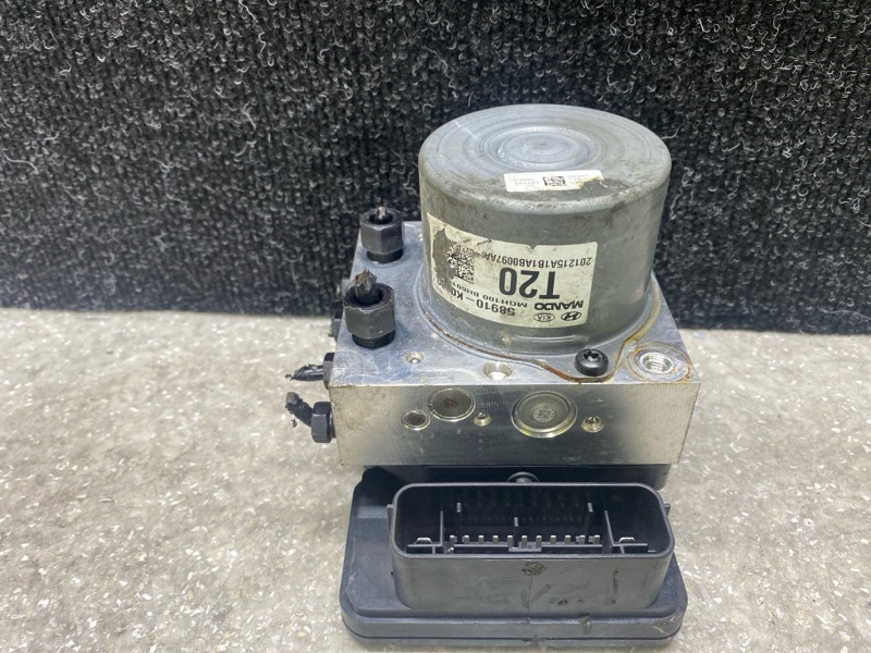 Блок ABS SOUL SK3 19- 2021 G4FJ 1.6 Блок ABS SOUL SK3 19- 2021 G4FJ 1.6