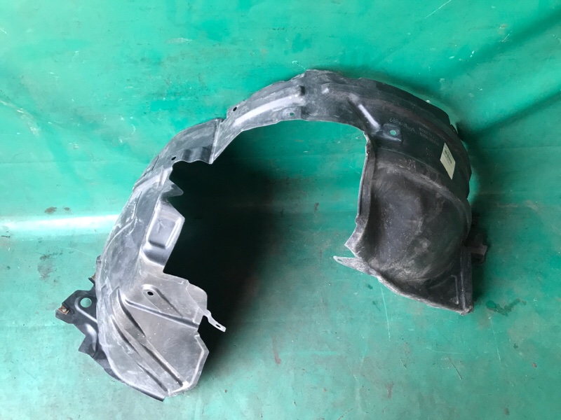Подкрылок передний правый JUKE 10-19 2013 1.6 MR16DDT