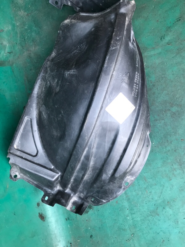 Подкрылок передний правый JUKE 10-19 2013 1.6 MR16DDT