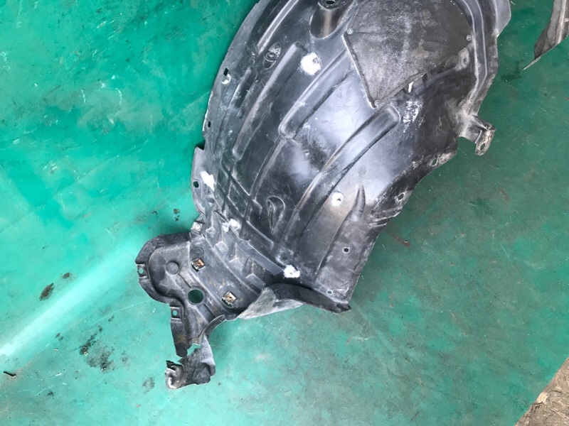 Подкрылок передний правый X-TRAIL/ROGUE T32 13-20 2016 2.5 QR25DE