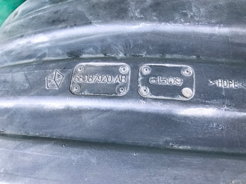 Подкрылок задний правый JOURNEY 08-20 2013 3.6 ERB