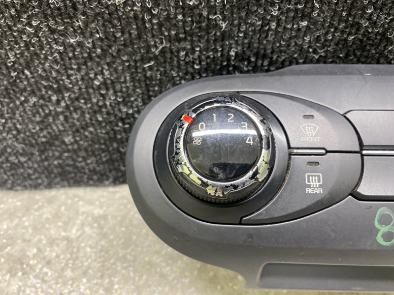 Блок управления печкой SORENTO UM 14- 2015 2.4 G4KJ