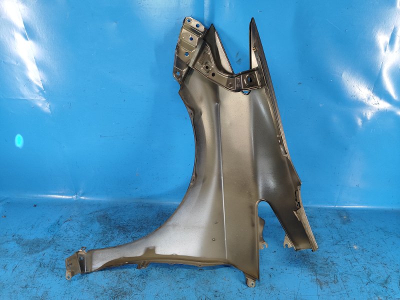 Крыло переднее правое PRIUS - 30 09-17 Крыло переднее правое PRIUS - 30 09-17