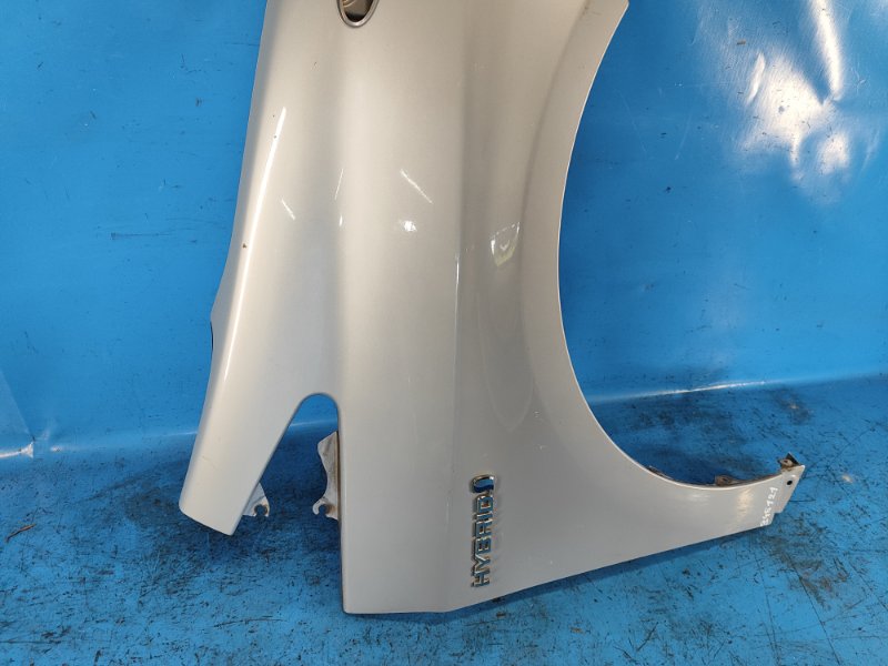 Крыло переднее правое TOYOTA PRIUS - 30 09-17 Крыло переднее правое TOYOTA PRIUS - 30 09-17