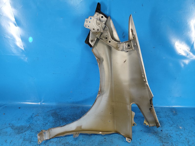 Крыло переднее правое PRIUS - 30 09-17 Крыло переднее правое PRIUS - 30 09-17