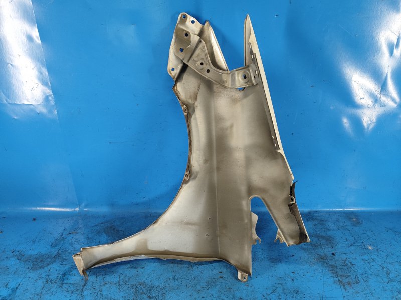 Крыло переднее правое PRIUS - 30 09-17