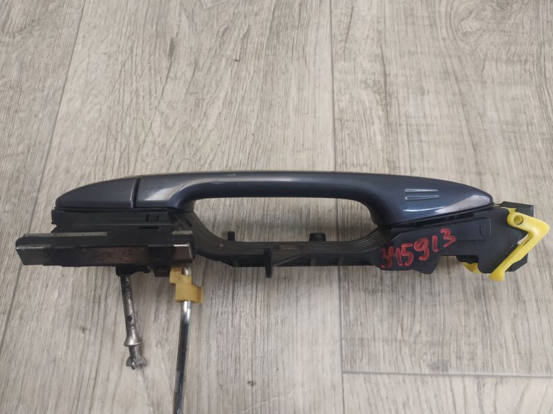 Ручка двери наружная передняя левая TOYOTA PRIUS - 30 09-17 Ручка двери наружная передняя левая TOYOTA PRIUS - 30 09-17