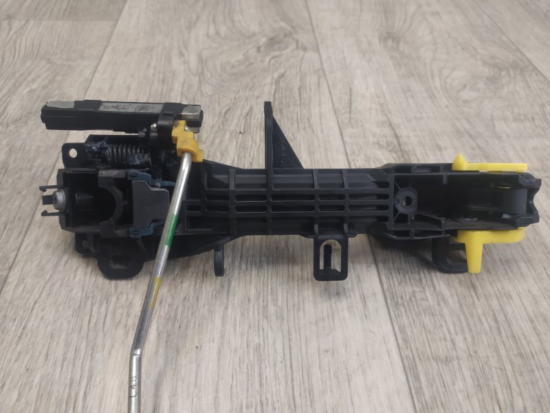 Ручка двери наружная передняя левая PRIUS - 30 09-17 Ручка двери наружная передняя левая PRIUS - 30 09-17