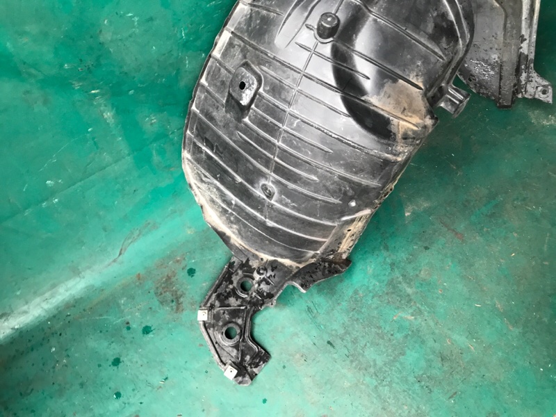 Подкрылок передний правый NISSAN ROGUE 08-15 2.5 QR25DE