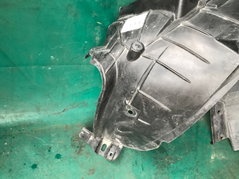 Подкрылок передний правый ROGUE 08-15 2015 2.5 QR25DE