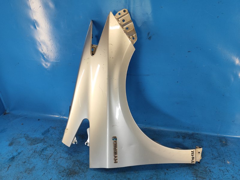 Запчасть крыло переднее правое TOYOTA PRIUS - 30 09-17 53801-47050 Б/У Крыло переднее правое TOYOTA PRIUS - 30 09-17 53801-47050 Б/У