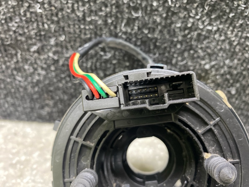 Шлейф Airbag SORENTO UM 14- 2015 2.4 G4KJ Шлейф Airbag SORENTO UM 14- 2015 2.4 G4KJ