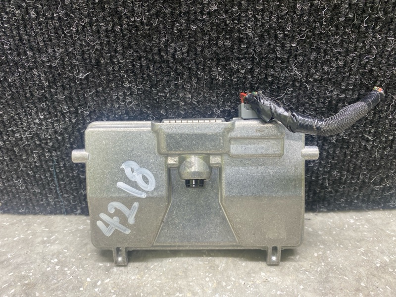 Запчасть камера переднего вида HONDA CIVIC FC/FK 15- 2019 2.0L 4 36163-TBD-A22 Б/У Камера переднего вида HONDA CIVIC FC/FK 15- 2019 2.0L 4 36163-TBD-A22 Б/У