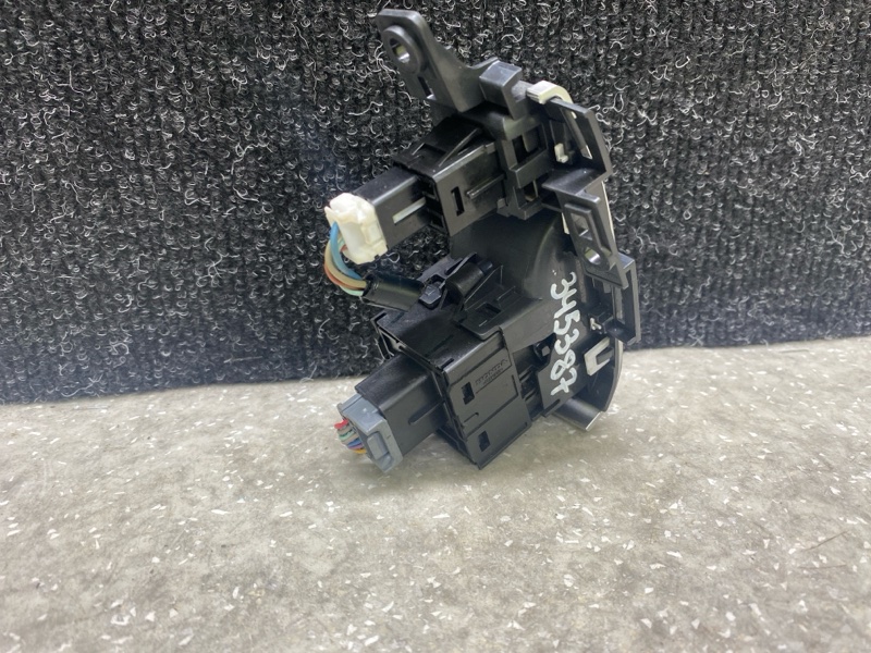 Кнопка стояночного тормоза HONDA CIVIC FC/FK 15- 2.0L 4