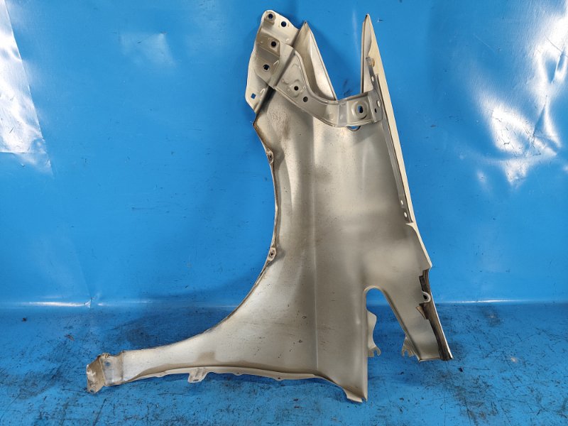 Крыло переднее правое PRIUS - 30 09-17