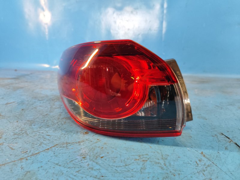 Фонарь наружный левый 6 GJ 12- Фонарь наружный левый 6 GJ 12-