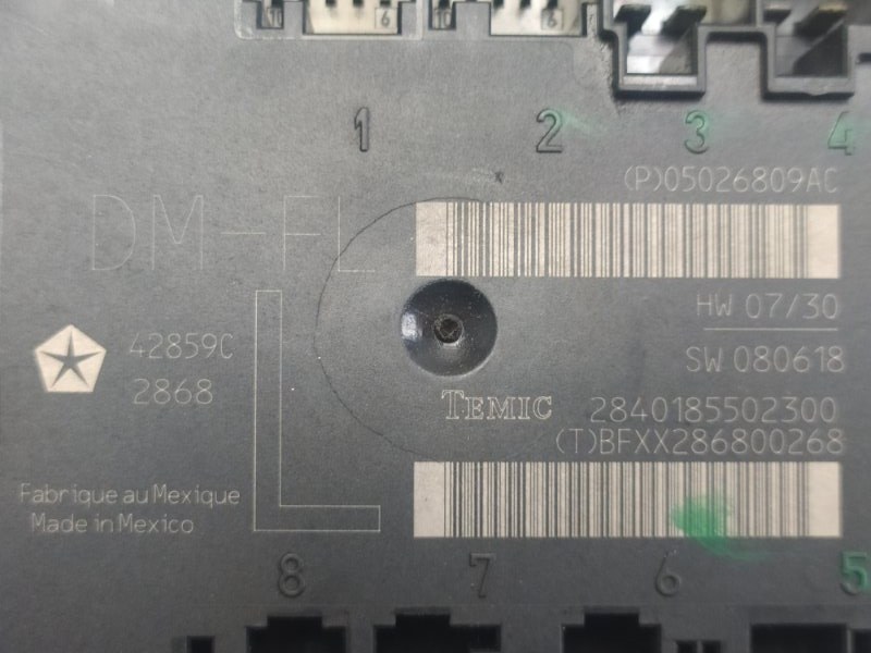 Блок управления дверей передний левый JOURNEY 08-20 2008 3.5 EGF