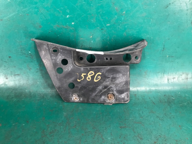 Брызговик передний левый NX 14-21 2020 8ARFTS 2.0TURBO