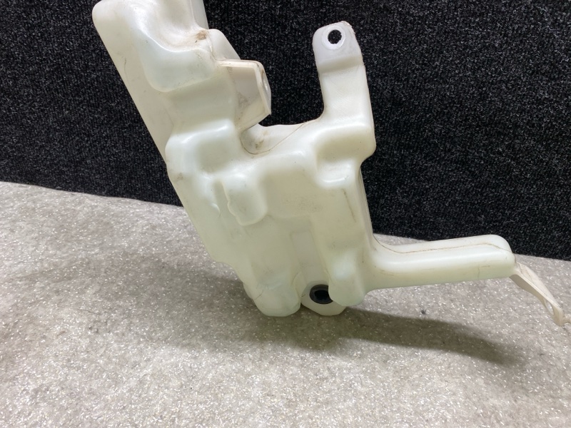 Бачок омывателя HONDA CIVIC FC/FK 15- 2.0L 4