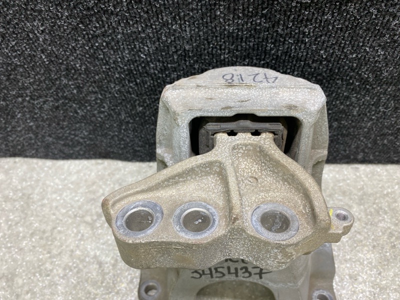 Подушка двигателя CIVIC FC/FK 15- 2019 2.0L 4