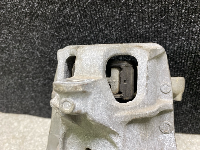 Подушка двигателя CIVIC FC/FK 15- 2019 2.0L 4