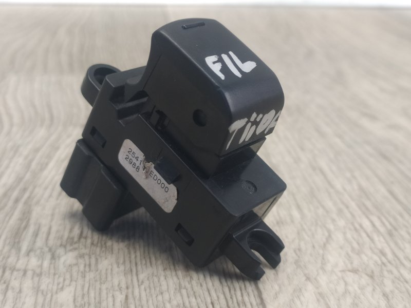 Кнопка стеклоподъемника передняя NISSAN TIIDA/VERSA C11 04-11 25411-ED000 Б/У