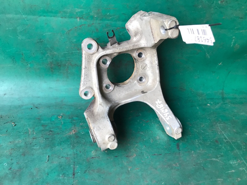 Запчасть цапфа левая FORD FUSION 14- 2016 C15HDTX DG9Z-5B759-B Б/У Цапфа левая FORD FUSION 14- 2016 C15HDTX DG9Z-5B759-B Б/У