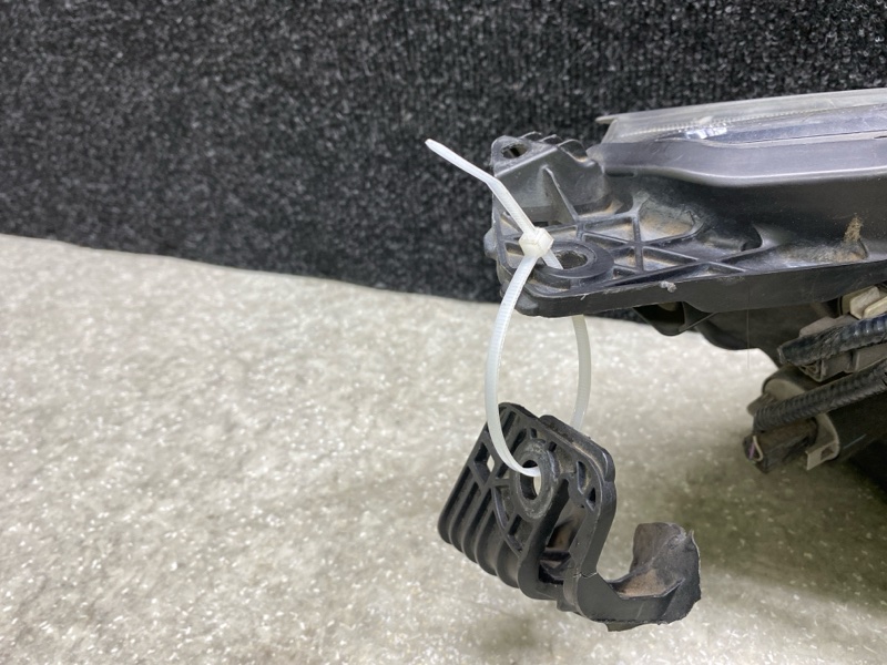 Фара левая CIVIC FC/FK 15- 2019 2.0L 4 Фара левая CIVIC FC/FK 15- 2019 2.0L 4