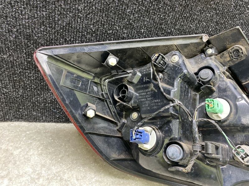 Фонарь наружный правый CIVIC FC/FK 15- 2019 2.0L 4