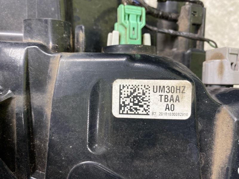 Фонарь наружный левый CIVIC FC/FK 15- 2019 2.0L 4