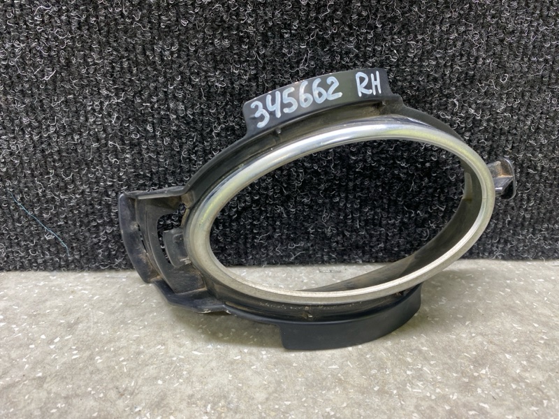 Накладка противотуманной фары правая LEXUS ES350 06-12 2007 3.5 2GR-FE 52125-33070 Б/У