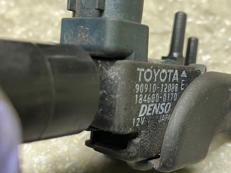 Клапан электромагнитный (вакуумный) ES350 06-12 2007 3.5 2GR-FE Клапан электромагнитный (вакуумный) ES350 06-12 2007 3.5 2GR-FE