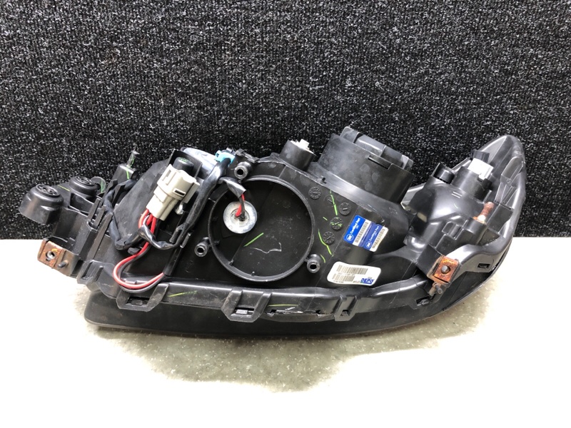 Фара правая SUBARU FORESTER SG 02-07 2.5 EJ253