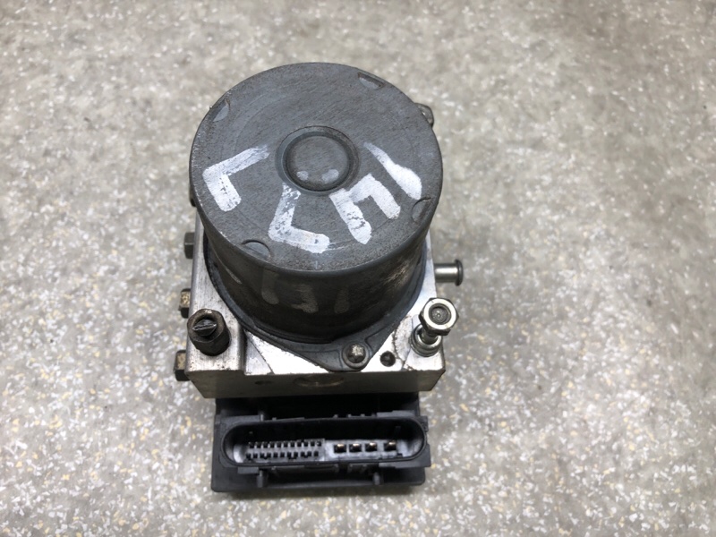 Блок ABS FORESTER SG 02-07 2005 2.5 EJ253