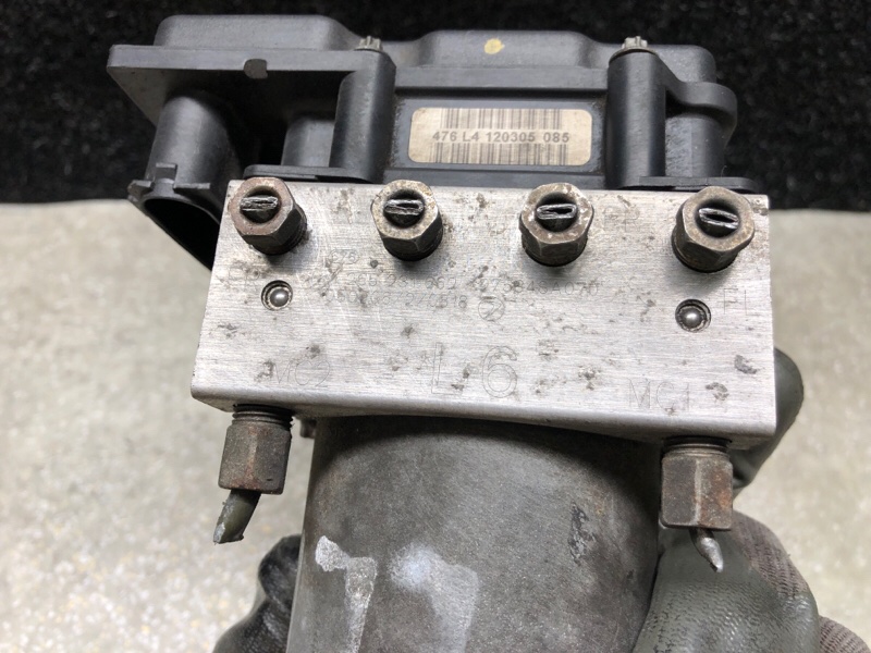 Блок ABS FORESTER SG 02-07 2005 2.5 EJ253