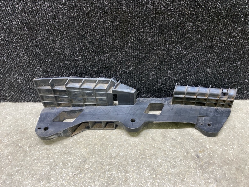 Кронштейн переднего бампера (под фарой) левый LEXUS ES350 06-12 2007 3.5 2GR-FE 52116-33080 Б/У