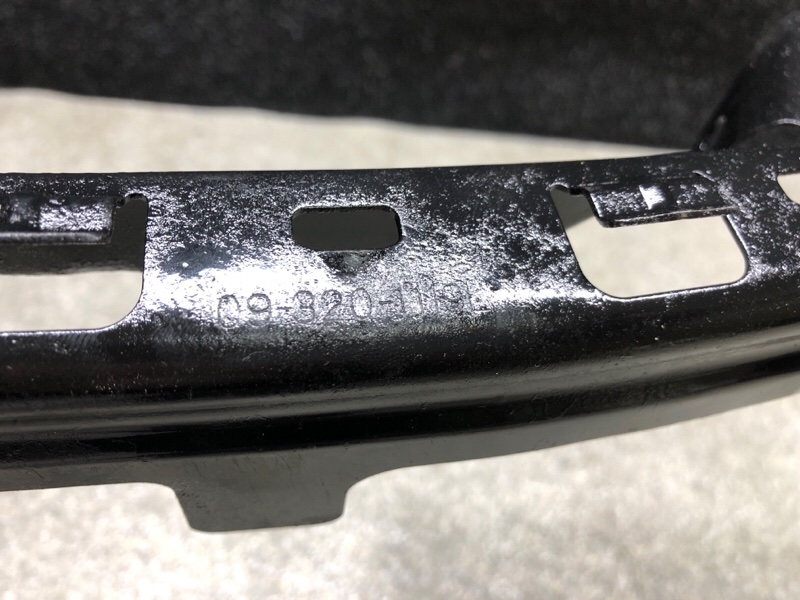 Кронштейн переднего бампера (под фарой) левый FORESTER SG 02-07 2005 2.5 EJ253