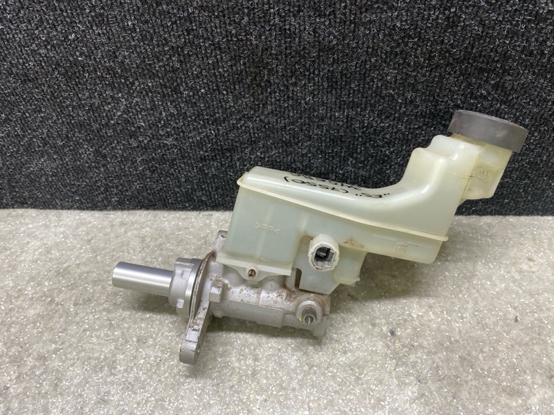 Запчасть главный тормозной цилиндр LEXUS ES350 06-12 2007 3.5 2GR-FE 47201-33470 Б/У Главный тормозной цилиндр LEXUS ES350 06-12 2007 3.5 2GR-FE 47201-33470 Б/У