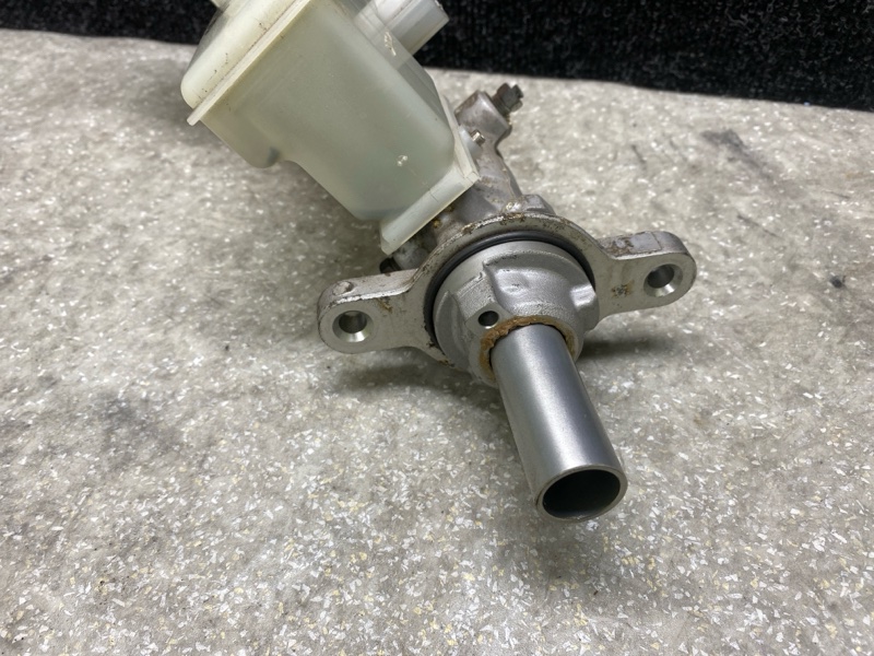 Главный тормозной цилиндр LEXUS ES350 06-12 3.5 2GR-FE Главный тормозной цилиндр LEXUS ES350 06-12 3.5 2GR-FE