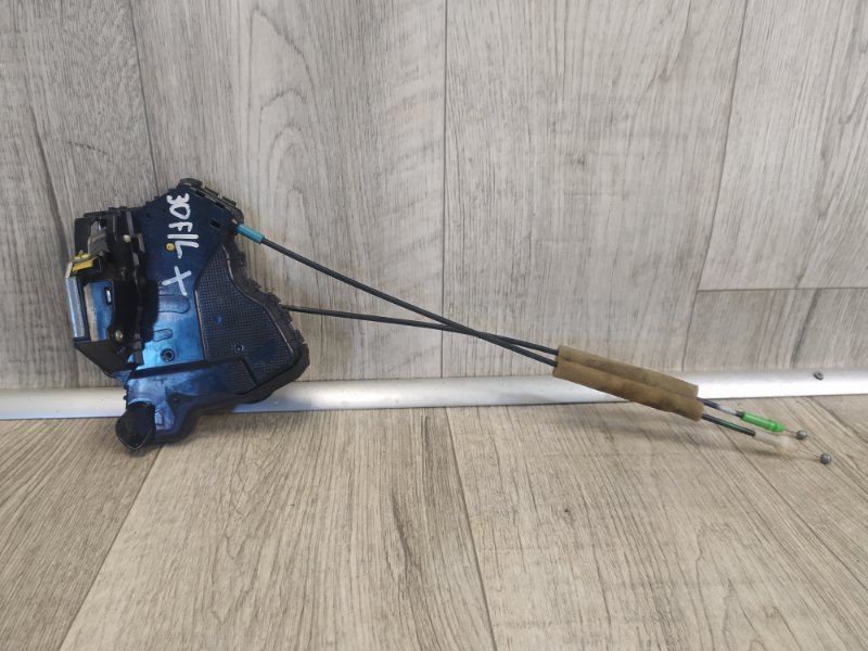 Замок двери передний левый PRIUS PLUS 11-14 Замок двери передний левый PRIUS PLUS 11-14