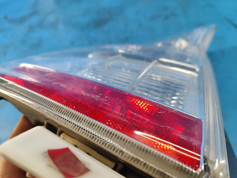 Фонарь наружный левый PRIUS - 30 09-17