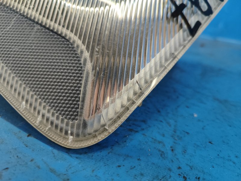 Фонарь наружный правый TOYOTA PRIUS - 30 09-17 Фонарь наружный правый TOYOTA PRIUS - 30 09-17