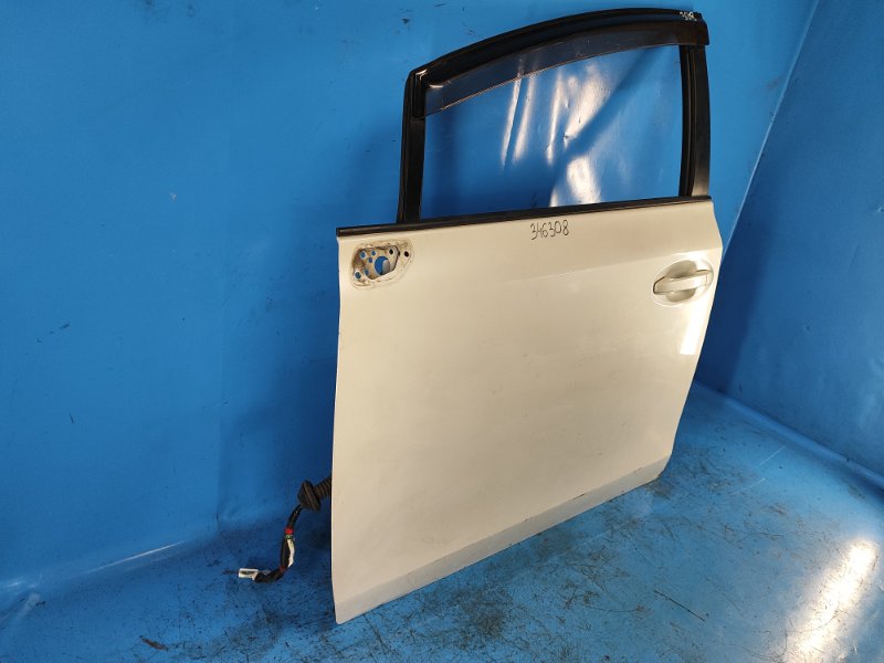 Дверь передняя левая PRIUS PLUS 11-14 Дверь передняя левая PRIUS PLUS 11-14