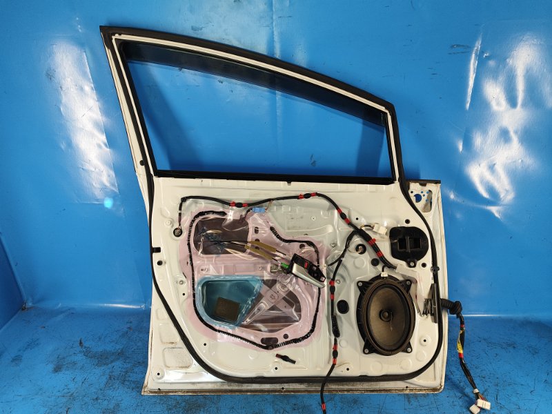 Дверь передняя левая PRIUS PLUS 11-14 Дверь передняя левая PRIUS PLUS 11-14