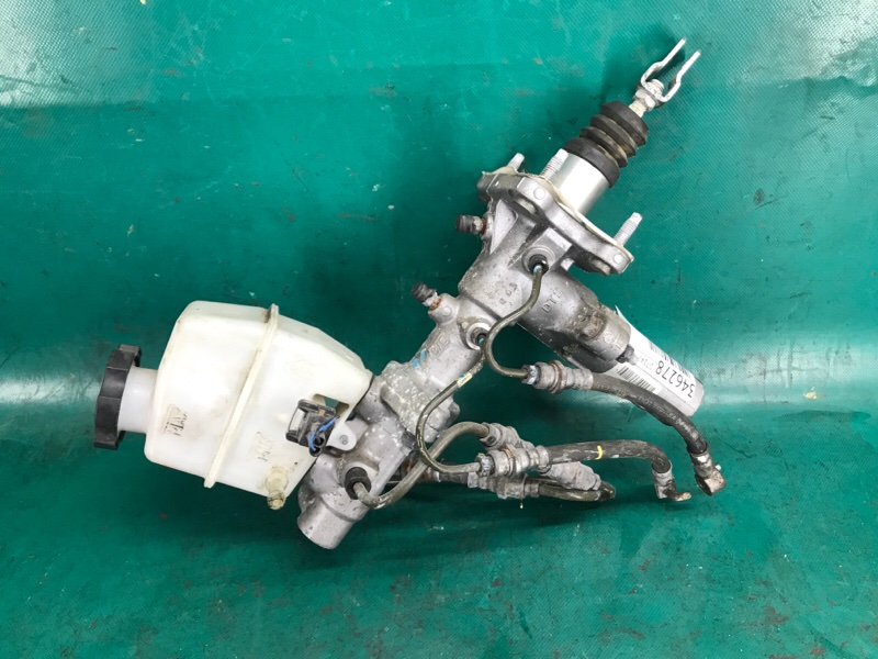 Главный тормозной цилиндр SONATA YF 10-14 2011 2.4 G4KK Главный тормозной цилиндр SONATA YF 10-14 2011 2.4 G4KK