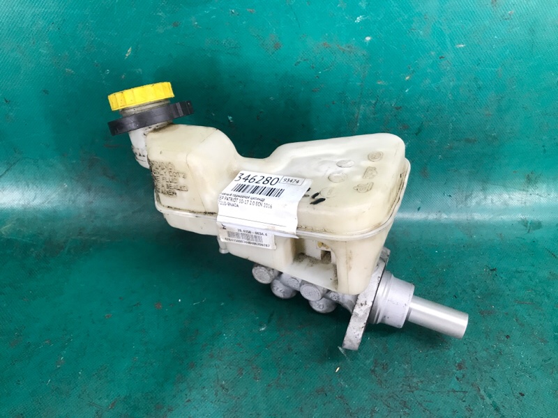 Запчасть главный тормозной цилиндр JEEP PATRIOT 10-17 2016 2.0 ECN 5175093AA Б/У Главный тормозной цилиндр JEEP PATRIOT 10-17 2016 2.0 ECN 5175093AA Б/У