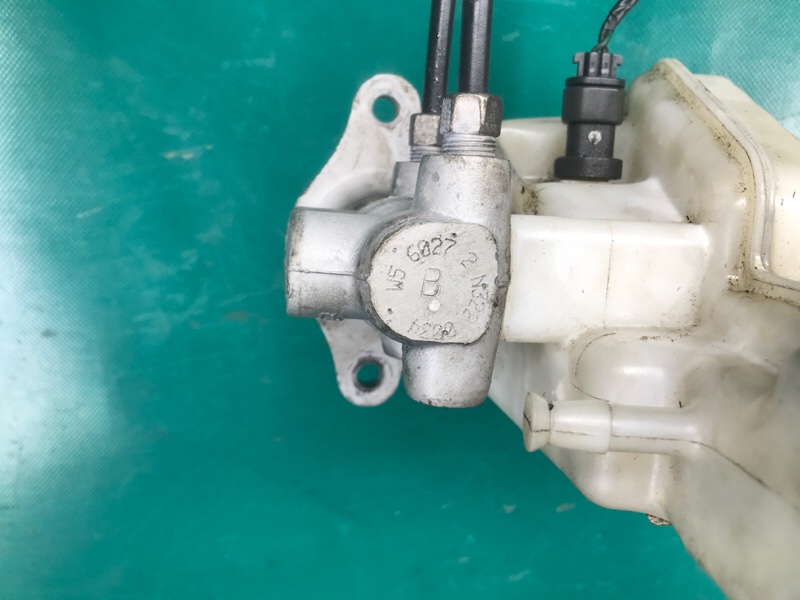 Главный тормозной цилиндр PATRIOT 10-17 2016 2.0 ECN Главный тормозной цилиндр PATRIOT 10-17 2016 2.0 ECN