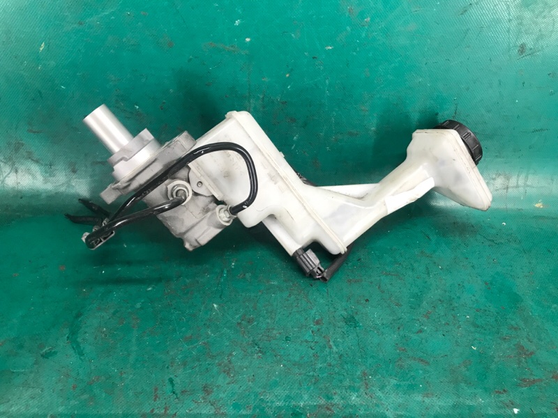 Главный тормозной цилиндр X-TRAIL/ROGUE T32 13-20 2016 2.5 QR25DE