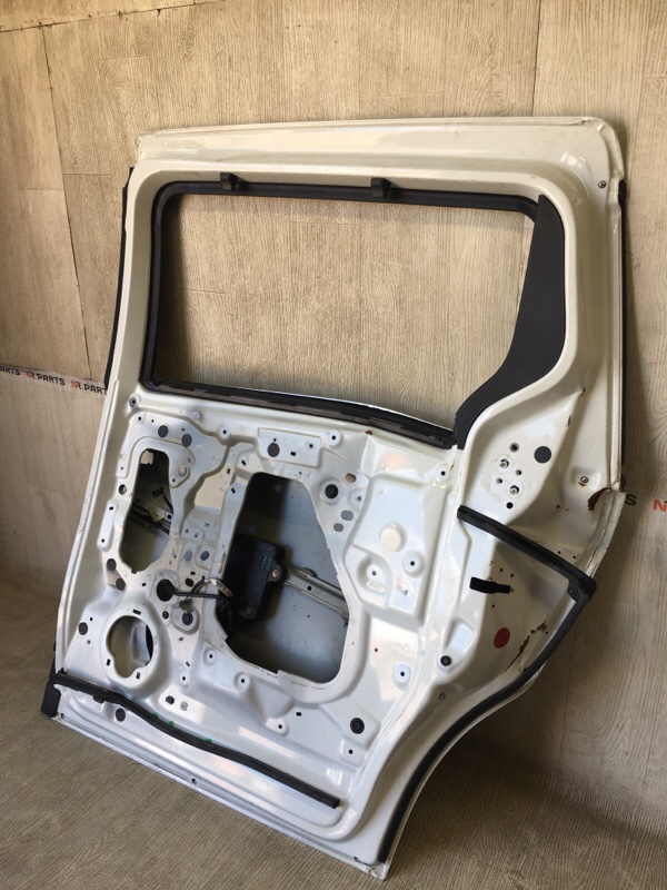 Дверь боковая сдвижная задняя правая ODYSSEY 17- Минивэн